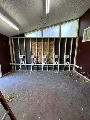 Maids, quarters laundry room