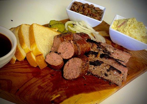 Li'L Armadillo Bar-B-Que & More