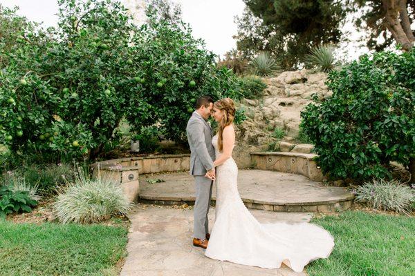 Enjoy full use of a nearby park for many photo opportunities at this Orange County wedding venue