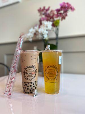 Classic Oolong Tea and Peach Kiwi Tea with Aiyu Jelly