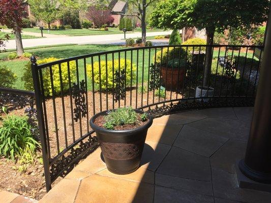 Patio railing custom built in Louisville, Ky by Heck's Metal Works. https://www.google.com/maps/place/Heck's+Metal+Works/@38.389808,-85.8876