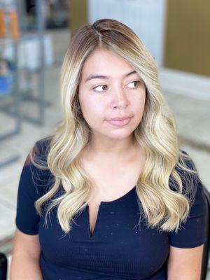 Blonde with shadow roots