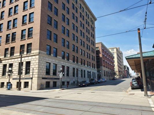 Northwester Building, Suite 345. The Northwestern Building overlooks the St. Paul Farmer's Market and CHS Field.