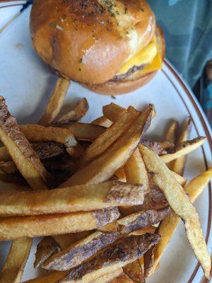 Cheeseburger and fries.