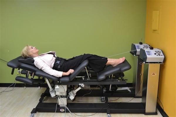 Non-Surgical Spinal Decompression Therapy (SDT) for treatment of herniated discs and pinched nerves in the neck and lower back.