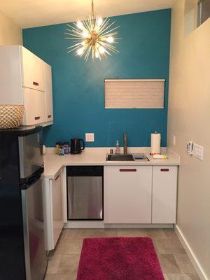 Kitchenette in 14x18 Summit Series