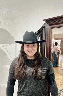 Final fitting -Black Stetson