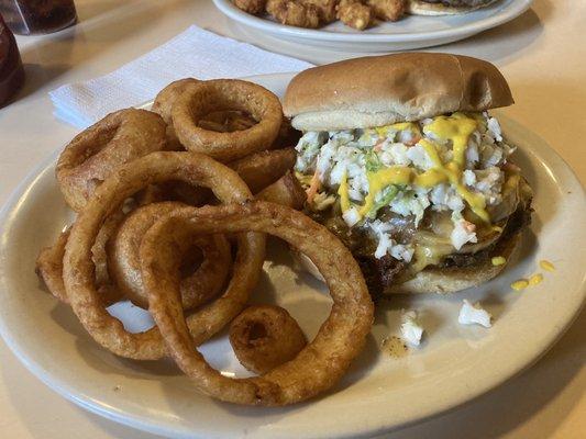 Carolina burger (slaw, chili on a burger)