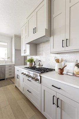 Unleash the potential of your kitchen with our versatile gray cabinets.