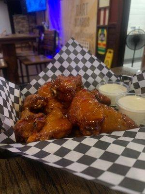 Sweet chili wings . Wing Wednesday $.75 as of March 2023. Try the sriracha  bourbon , if you like a little kick.