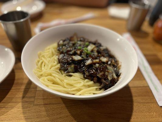 Jjajangmyun