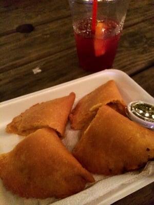 Solo queso - only cheese empanadas.