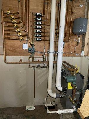 Gas Forced Hot Water Boiler w/7 zones