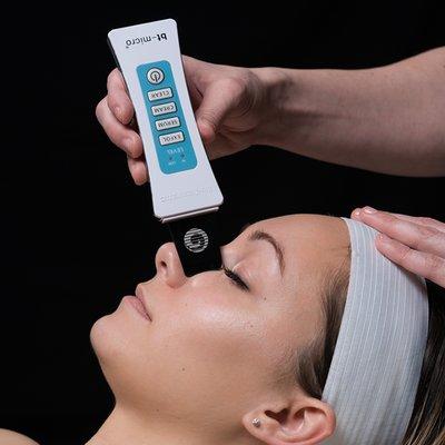 We are thrilled to start introducing the bt-micro into the facial treatments for all of you !!