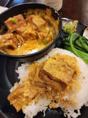 Tofu curry rice