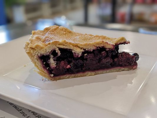 Bumbleberry pie