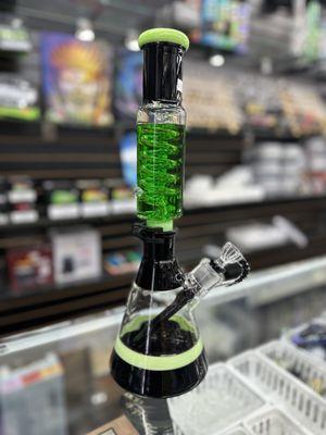 Vapor Trails is your go to smoke and vape shop selling a wide range of of vape pens, cigars, e-liquids, and much more.