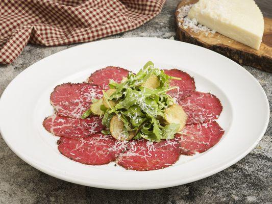 Carpaccio di Wagyu | pounded filet mignon,