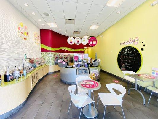 Menchie's Frozen Yogurt