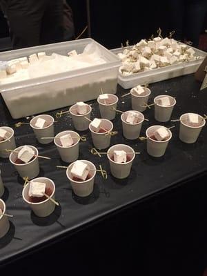 Homemade Marshmellows with Hot Chocolate at La Rêve Patisserie & Café was very rich and delicious!