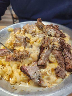 Brisket Mac n cheese