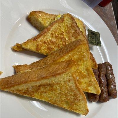 French Toast (2 pieces) with sausage links