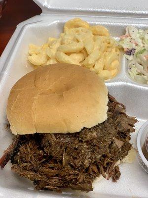 Beef brisket sandwich with Mac and cheese