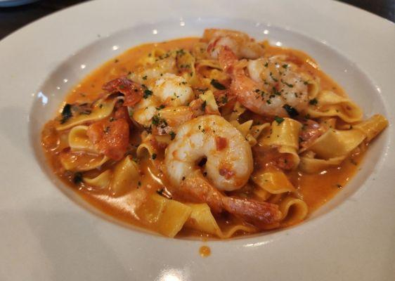 Pappardelle Shrimp in Vodka Dinner