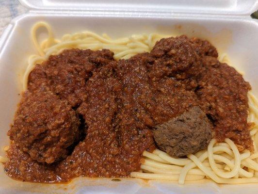 Spaghetti with meat balls and meat sauce