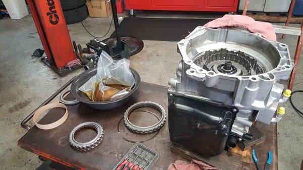 VW DSG Transmission clutch replacement!