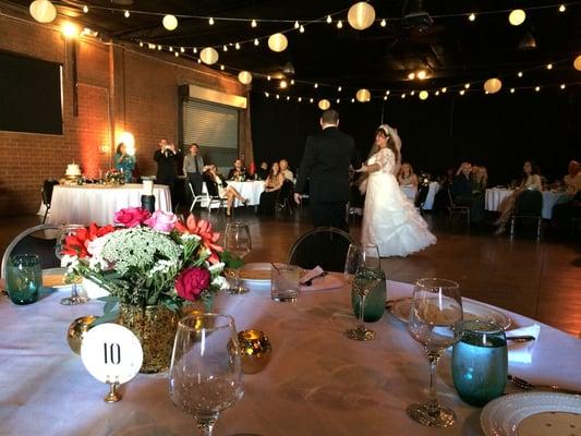 Table centerpieces with Queen Anne's Lace