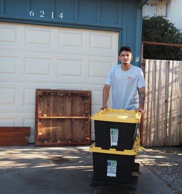 Crew member Sergio with Tote boxes doing a move in Richmond California.
 
 We have all the equipment needed to make your move a breeze!