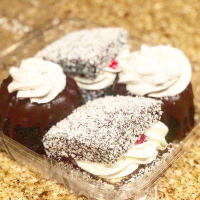 Lamington, Koko Samoa Bundt Cake