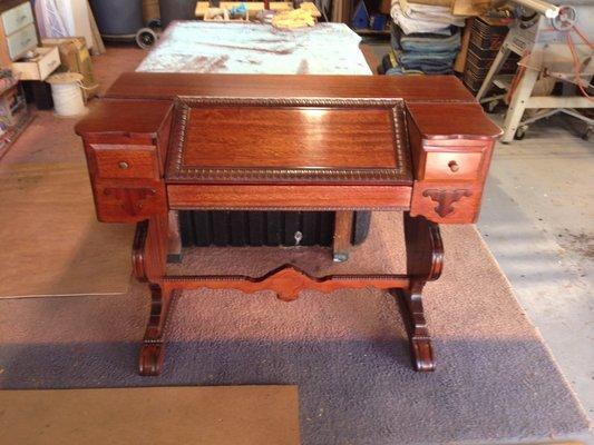 1800's writing desk