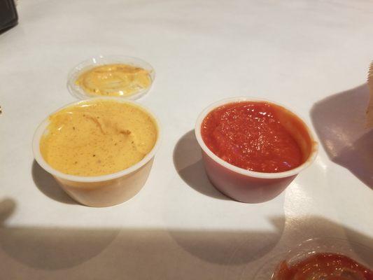 The sauces that come with the Calamari.