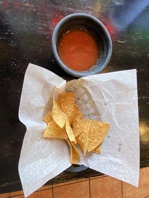 Chips & salsa