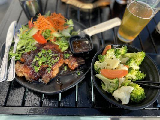 Pork chops with steamed vegetables (instead of rice) and salad.