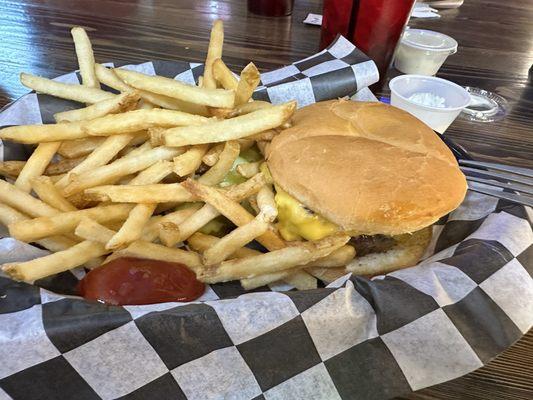 Cheeseburger & Fries