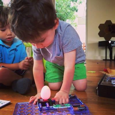 Building circuits that light up