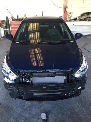 '16 Hyundai Accent ft bumper rpr