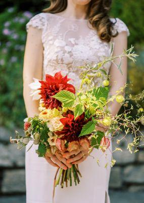 my bouquet!!                                                                                        (photo: Annie Hall Photography)