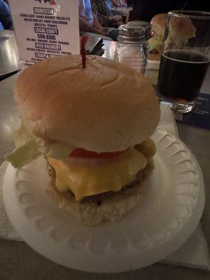 The darn good Cheeseburger