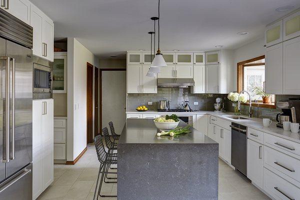 Burr Ridge White Kitchen