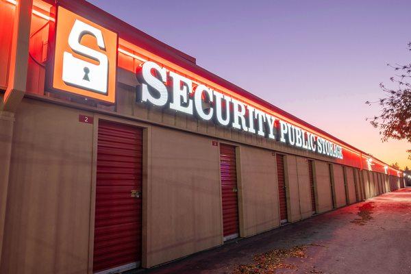 Self storage on McHenry Ave