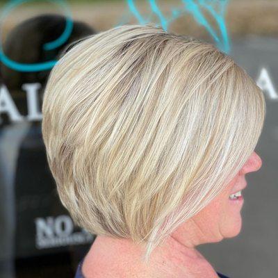 Stacked Bob with heavy highlights by Tennelle