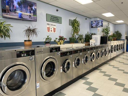 JB Coin Laundry Plus (818) 336-1051