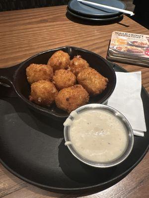 STEAKHOUSE MAC & CHEESE BITES