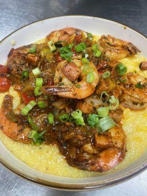 Amazing Shrimp and Grits