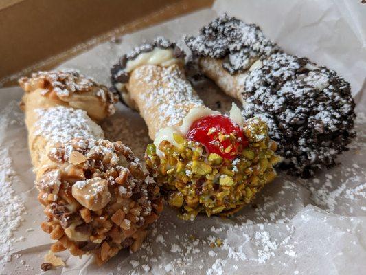 Coffee toffee, traditional (chocolate chip, pistachio, cherry), cookies and cream minis $4 each