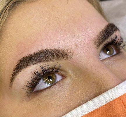 Brow Wax + Fill